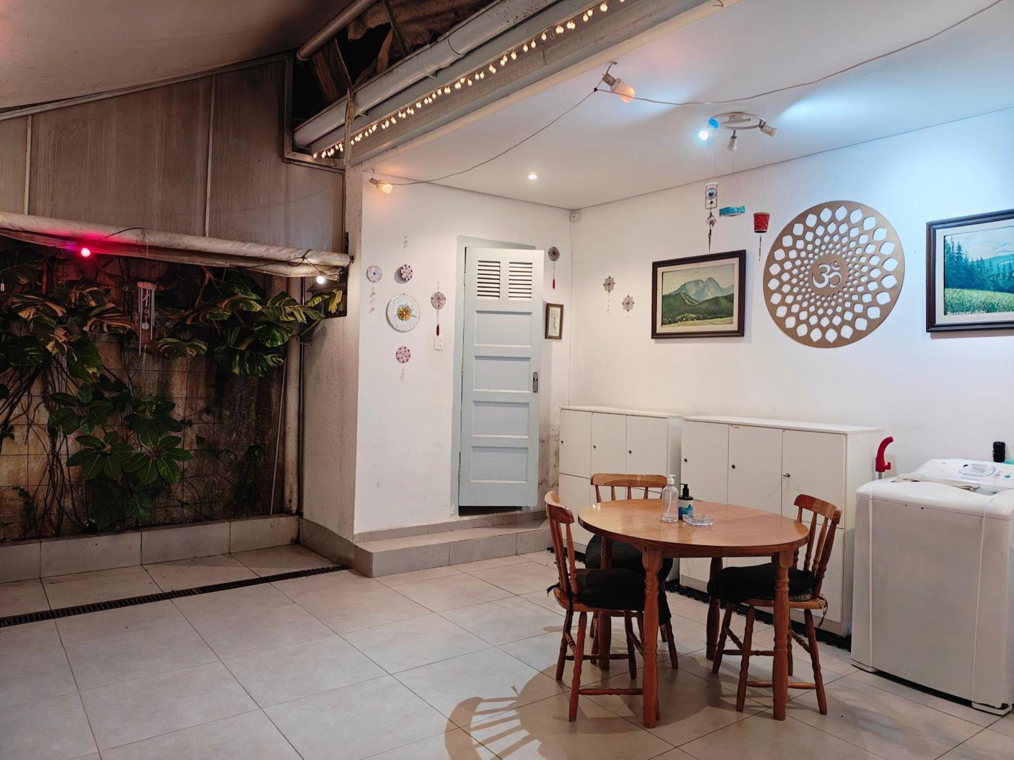 Vila Urban Hostel ॐ Jardins — Photos 1